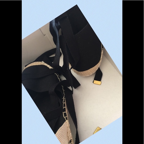 BLACK SANDALS NEW - Picture 9 of 9